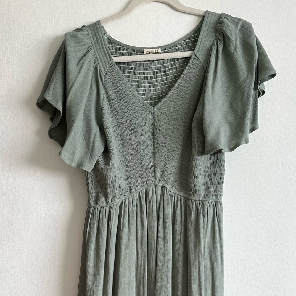 Textured Sage Maternity Dress NWOT